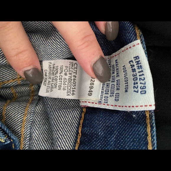 True Religion distressed jeans size 32 - Picture 5 of 6